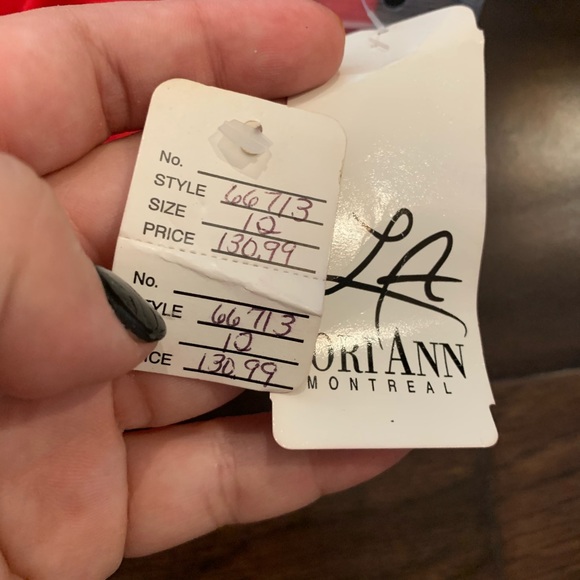 NWT Red Cropped Beaded Blouse - Picture 2 of 7